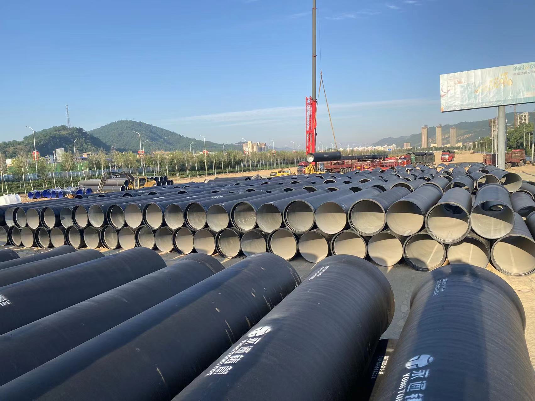 延安黃河引水工程之一的東川水廠擴(kuò)能工程項(xiàng)目永通鑄管材料進(jìn)場(chǎng)